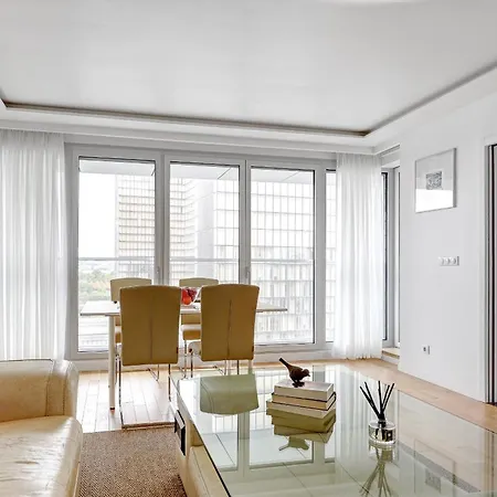 Mitterand, Penthouse Parisien Avec Balcon *