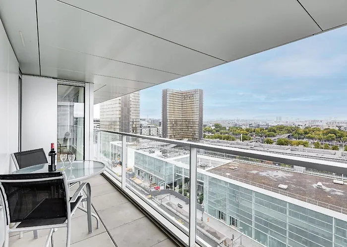 Apartmán Mitterand, Penthouse Parisien Avec Balcon