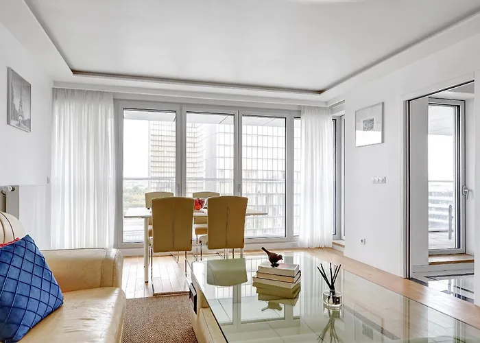 Mitterand, Penthouse Parisien Avec Balcon *