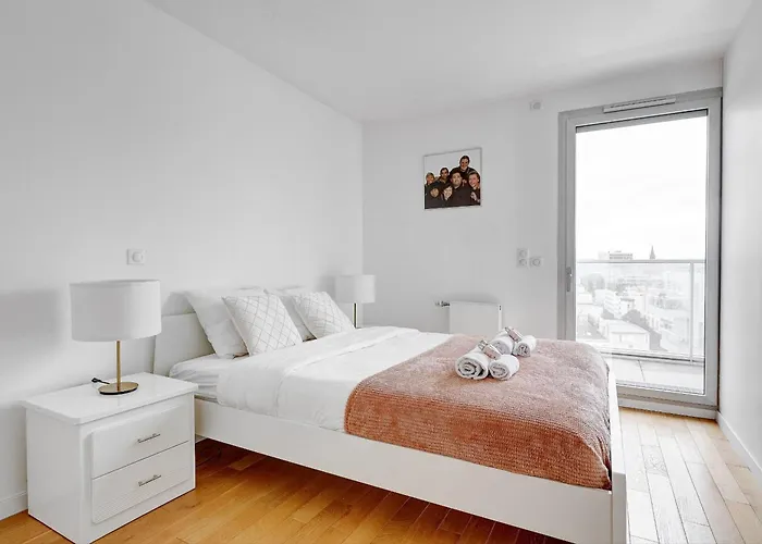 Apartment Mitterand, Penthouse Parisien Avec Balcon *