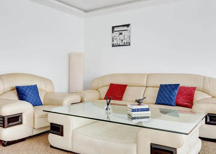 Apartment Mitterand, Penthouse Parisien Avec Balcon