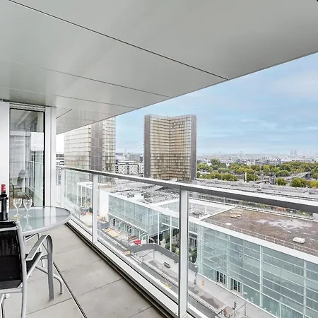 Апартаменты Mitterand, Penthouse Parisien Avec Balcon