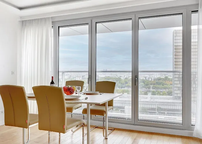 Appartamento Mitterand, Penthouse Parisien Avec Balcon